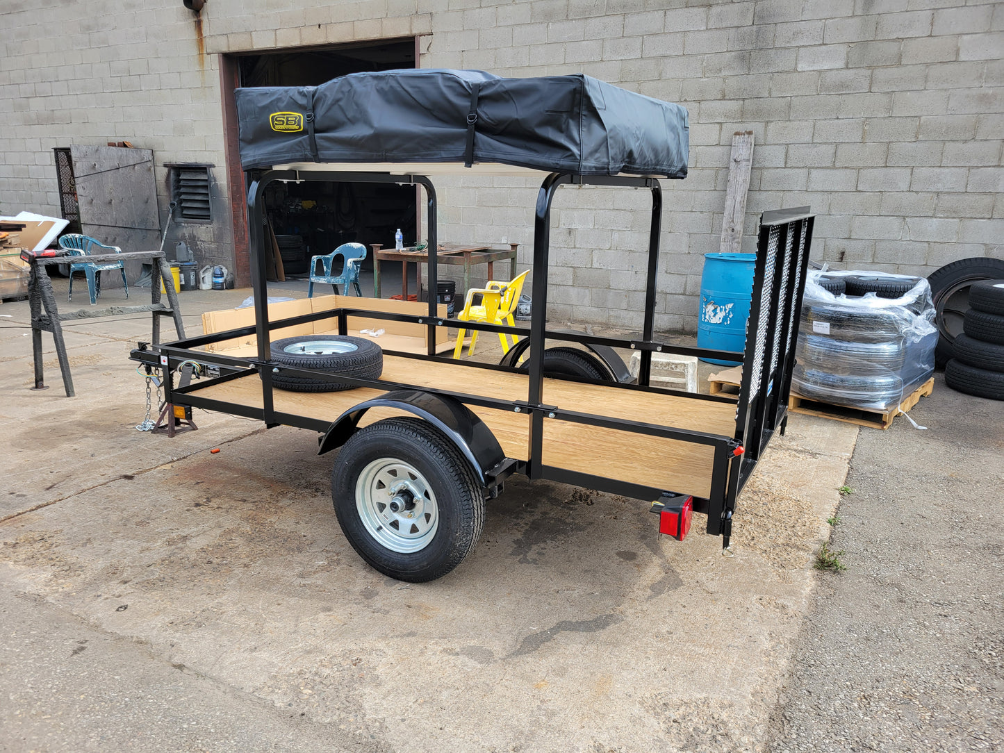 Rooftop tent racks